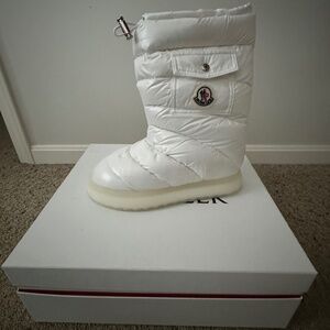 White Moncler boots
